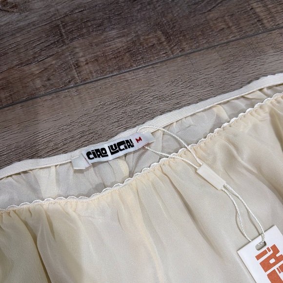 Ciao Lucia Dito silk ivory shorts - Picture 3 of 7